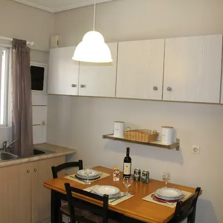 Alekos Beach Houses Marina Daire *
