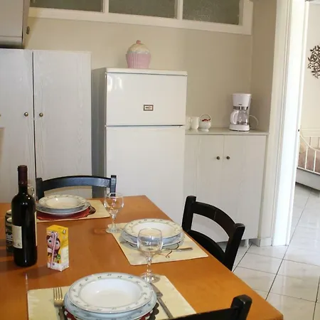 Alekos Beach Houses Marina Daire